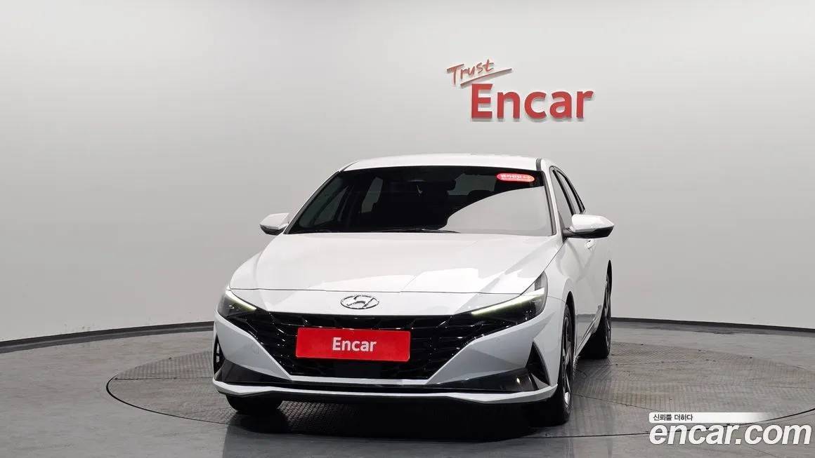 Hyundai AVANTE — фото 2