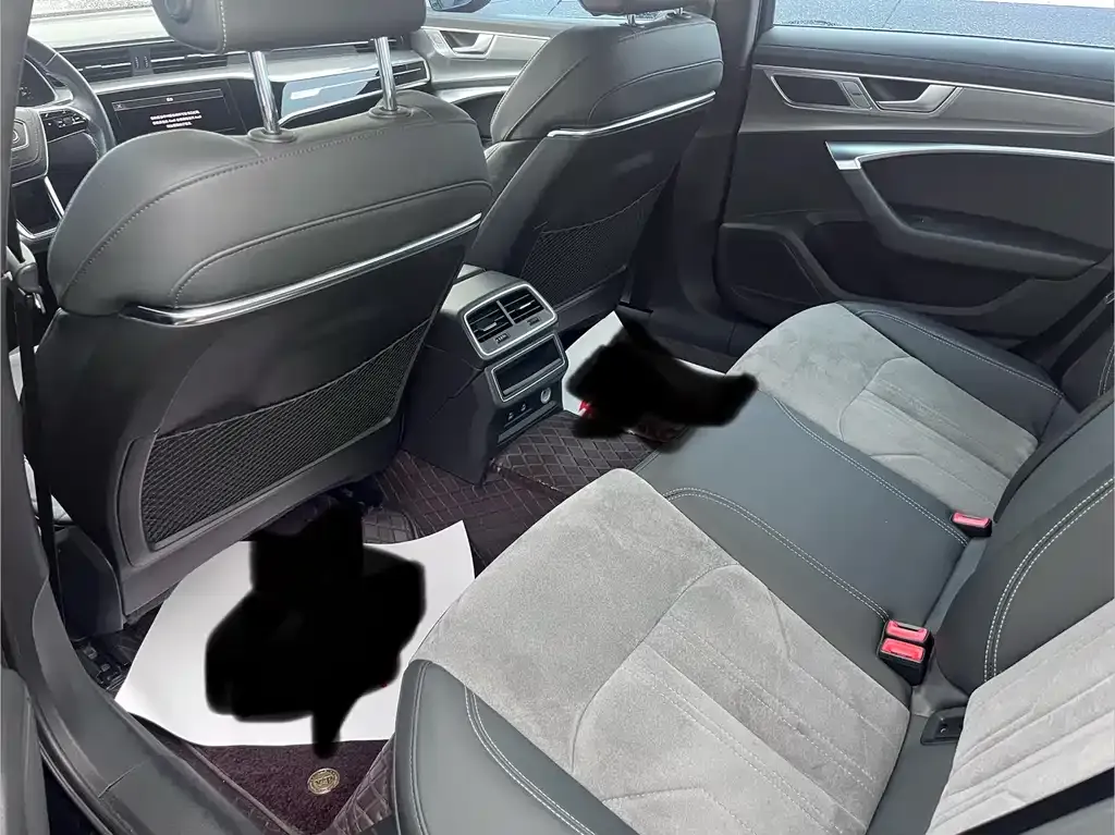 Audi A6L 2022 из CN, фото 8