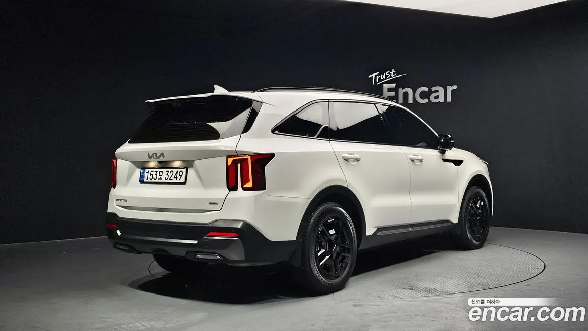 Kia Sorento — фото 6