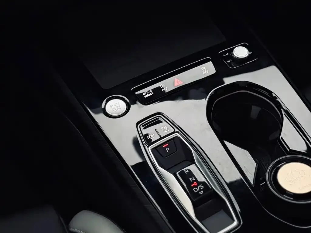 Audi A5L 2025 из CN, фото 2