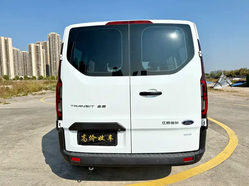 Ford Transit 2023 из CN, фото 6