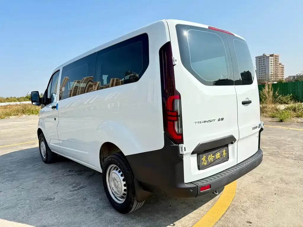 Ford Transit 2023 из CN, фото 4