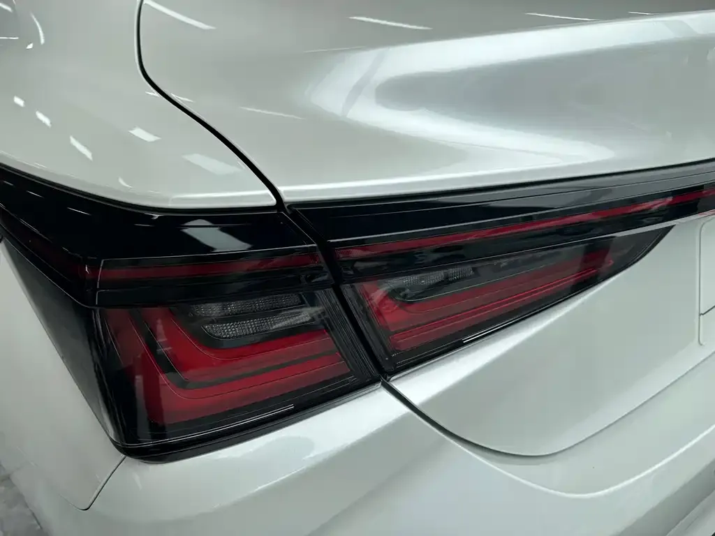 Lexus ES 2025 из CN, фото 4
