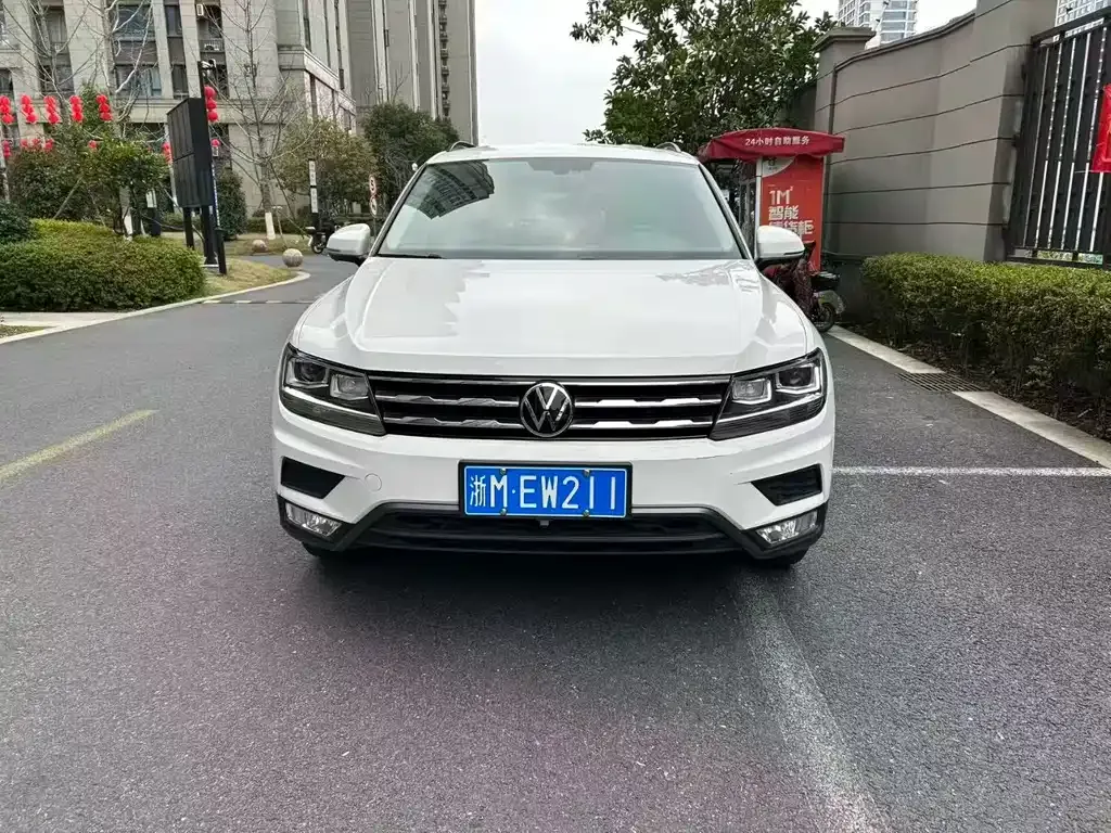 Volkswagen Tiguan L 2021 из CN, фото 8