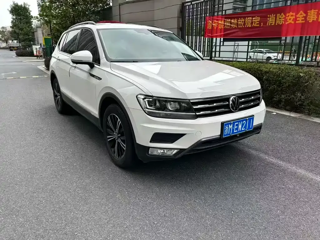 Volkswagen Tiguan L 2021 из CN, фото 7