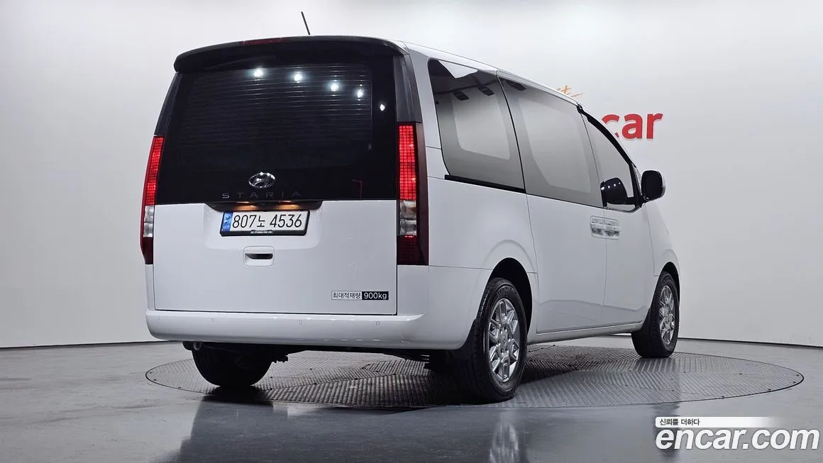 Hyundai Staria — фото 4
