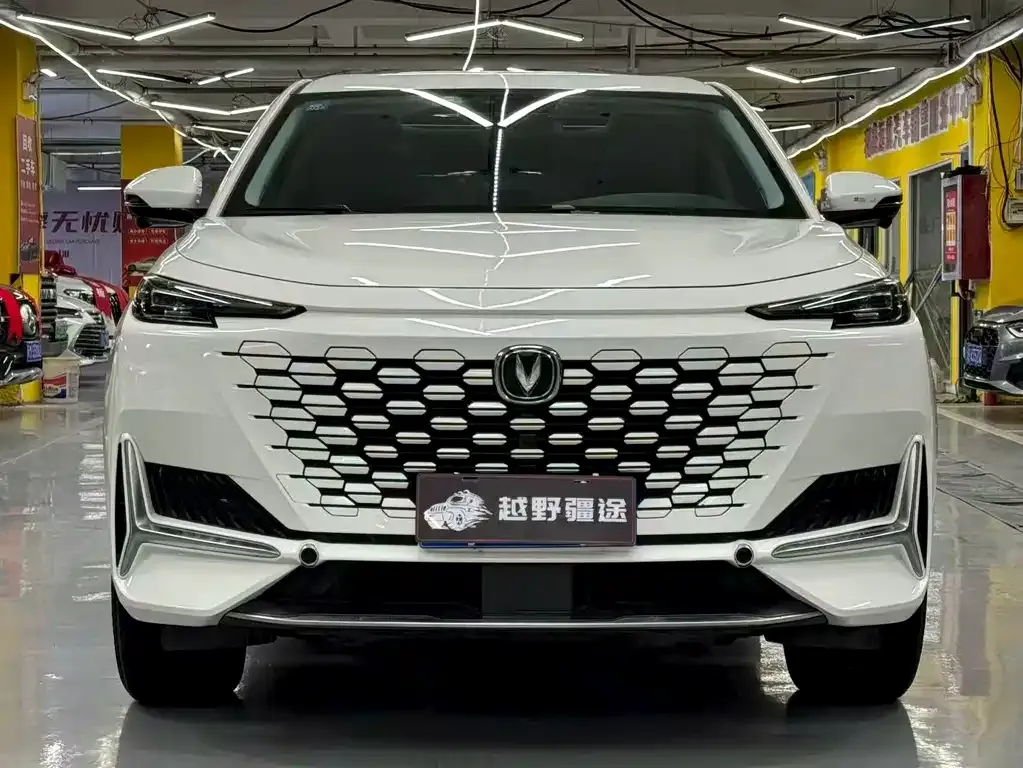 Changan UNI-K 2023 из CN, фото 2