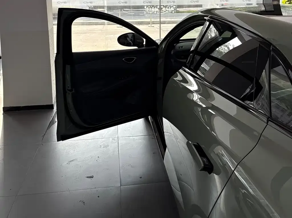 BYD Seal 06GT — фото 9