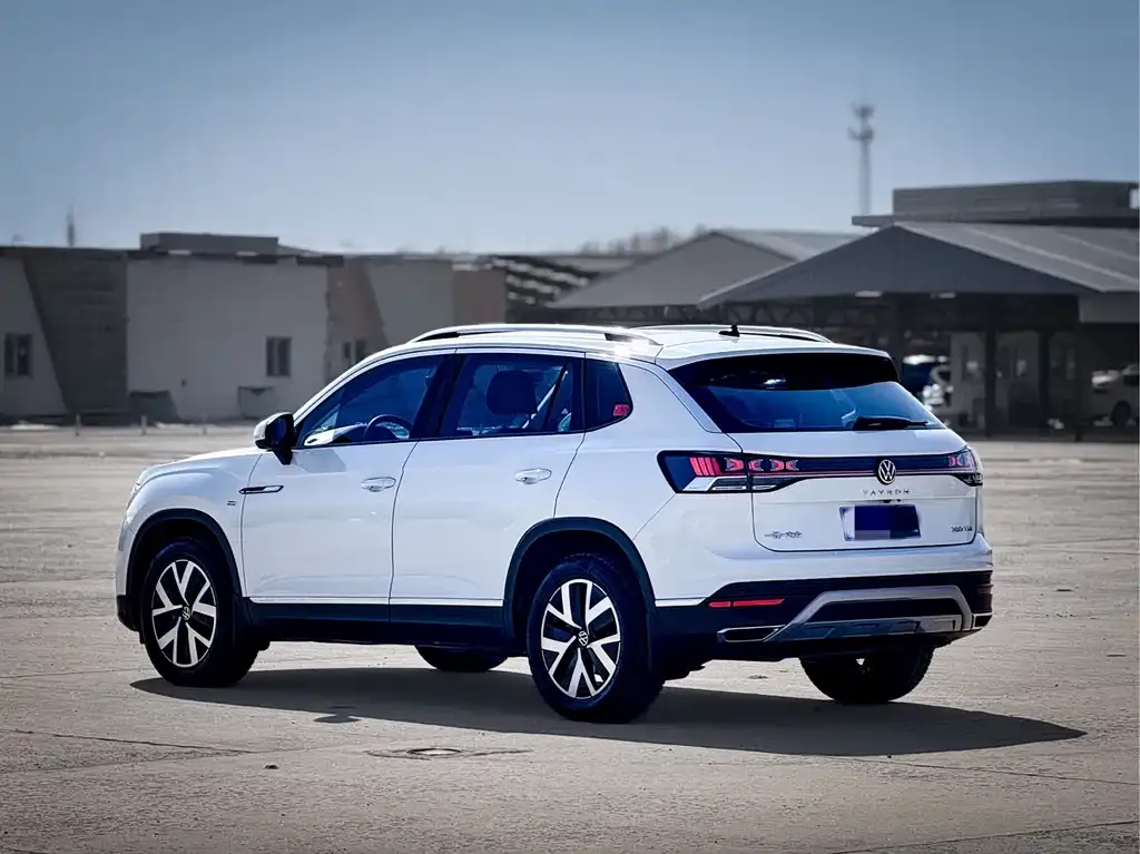 Volkswagen Tayron 2023 из CN, фото 3