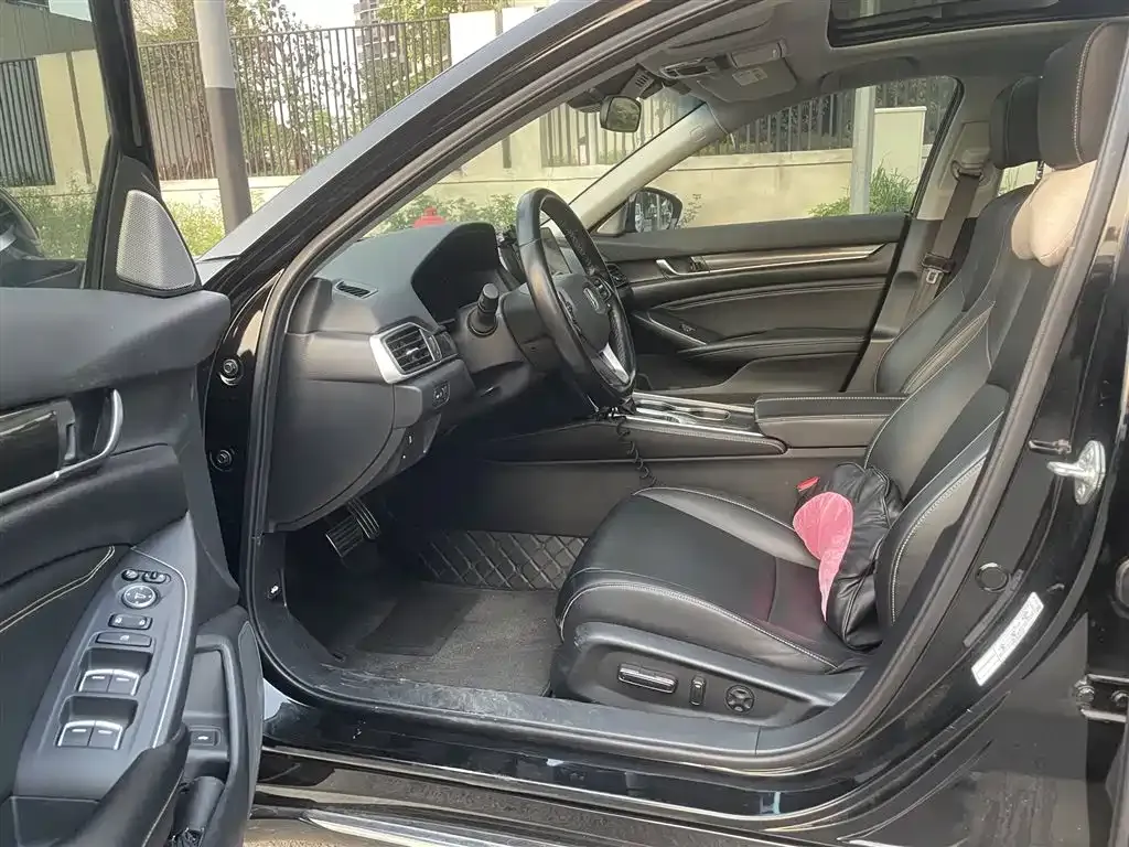 Honda Accord 2022 из CN, фото 7