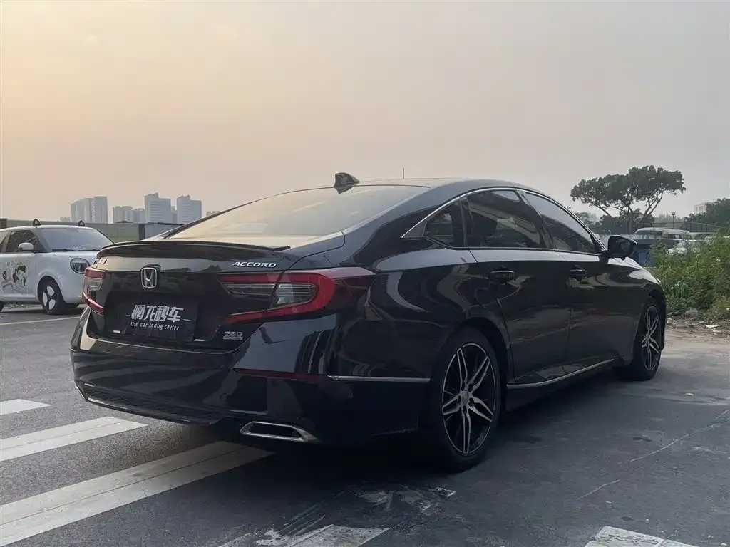 Honda Accord 2022 из CN, фото 2
