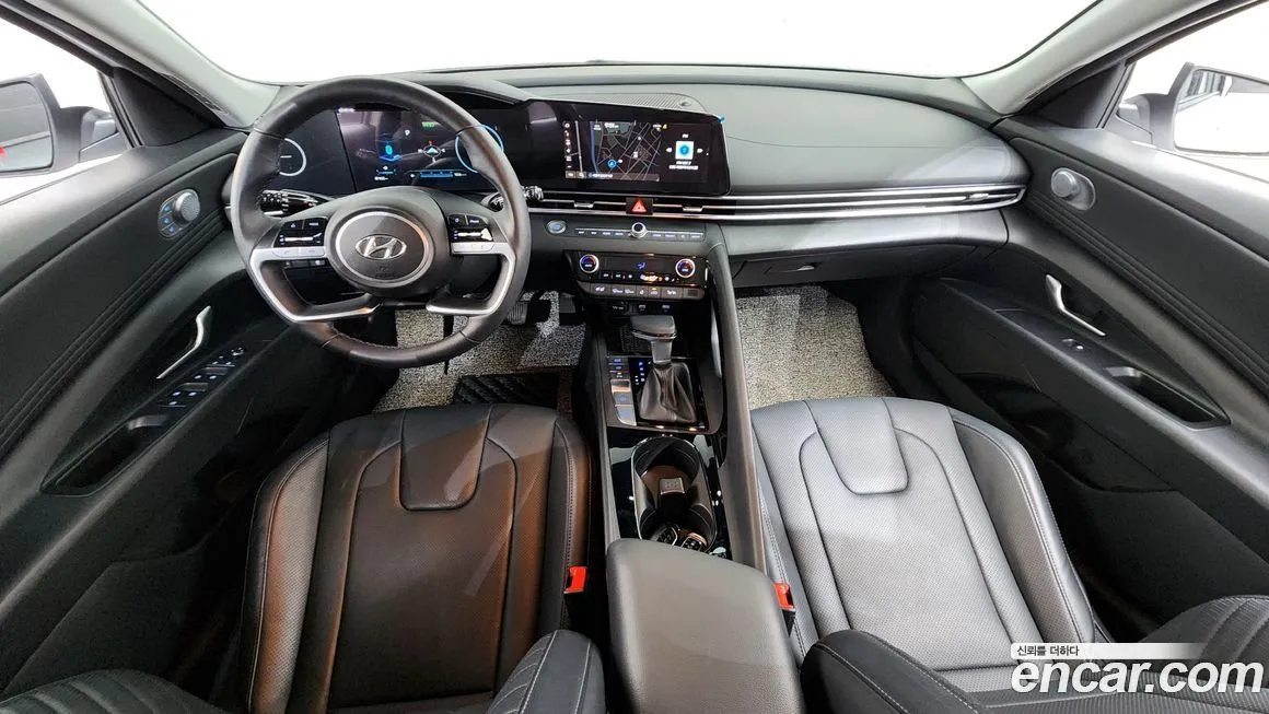 Hyundai AVANTE — фото 3