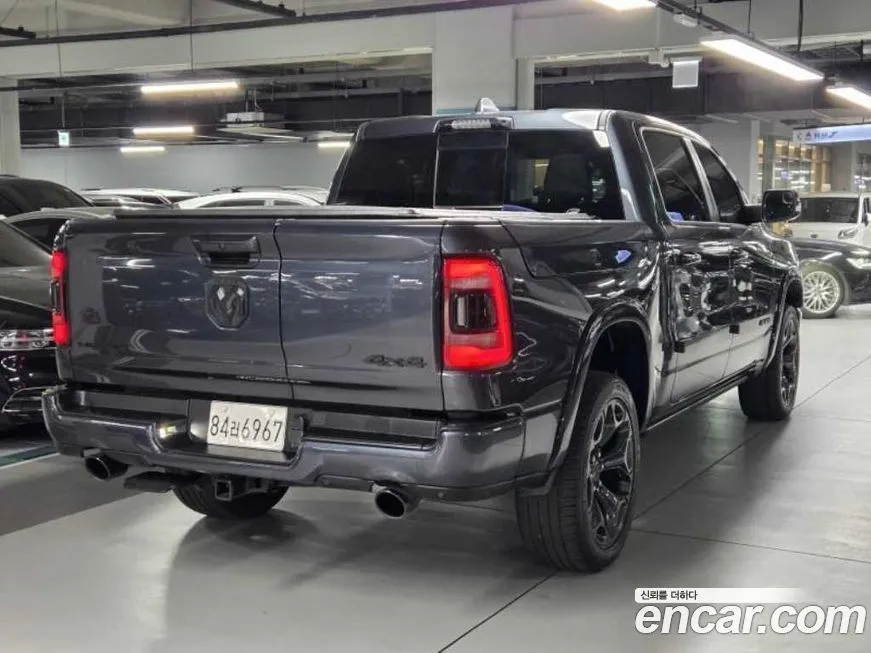 Dodge Ram Pick Up 2022 из KR, фото 2