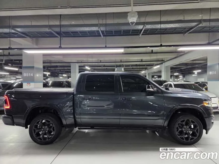 Dodge Ram Pick Up 2022 из KR, фото 3