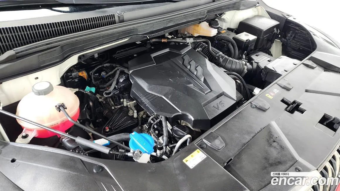 Kia Carnival — фото 10