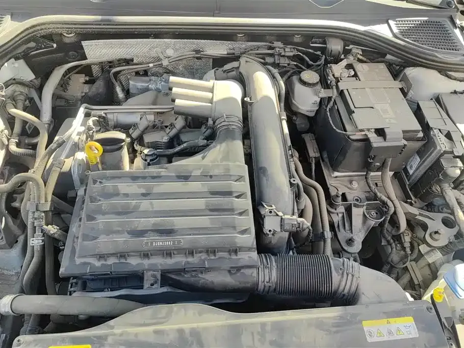 Volkswagen Golf 2021 из CN, фото 3