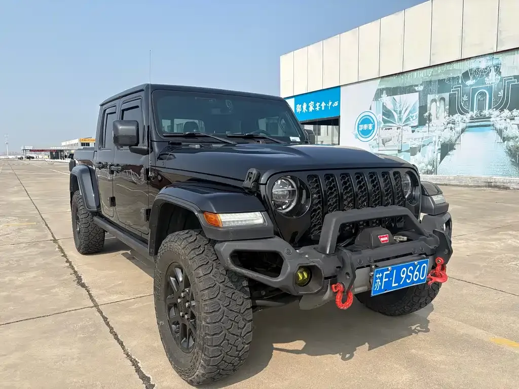 Jeep Gladiator 2023 из CN, фото 7