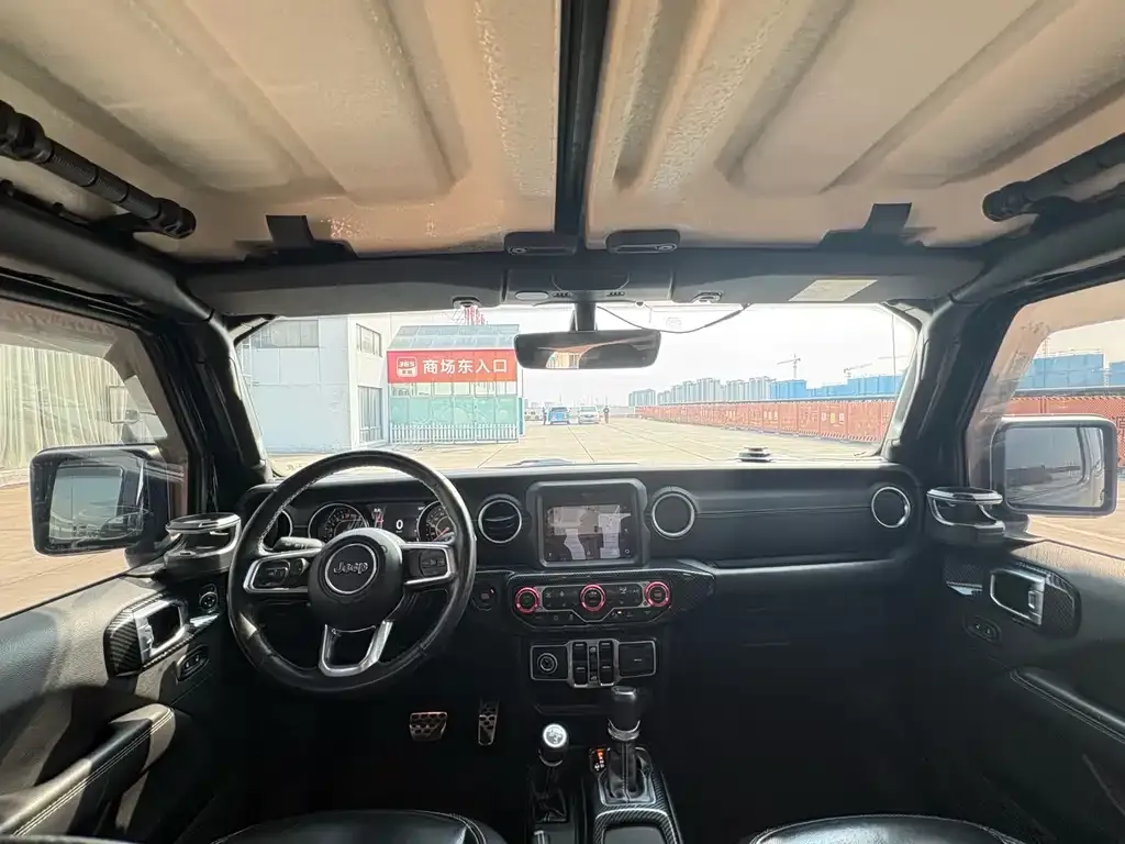 Jeep Gladiator 2023 из CN, фото 5