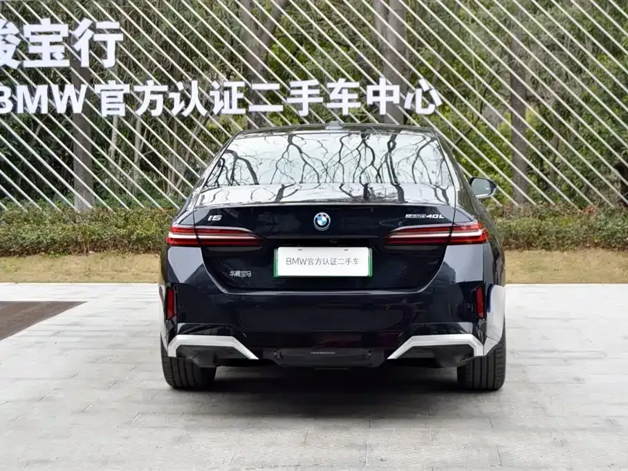 BMW i5 — фото 4