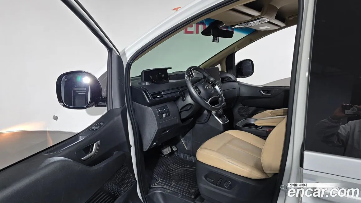 Hyundai Staria 2023 из KR, фото 4