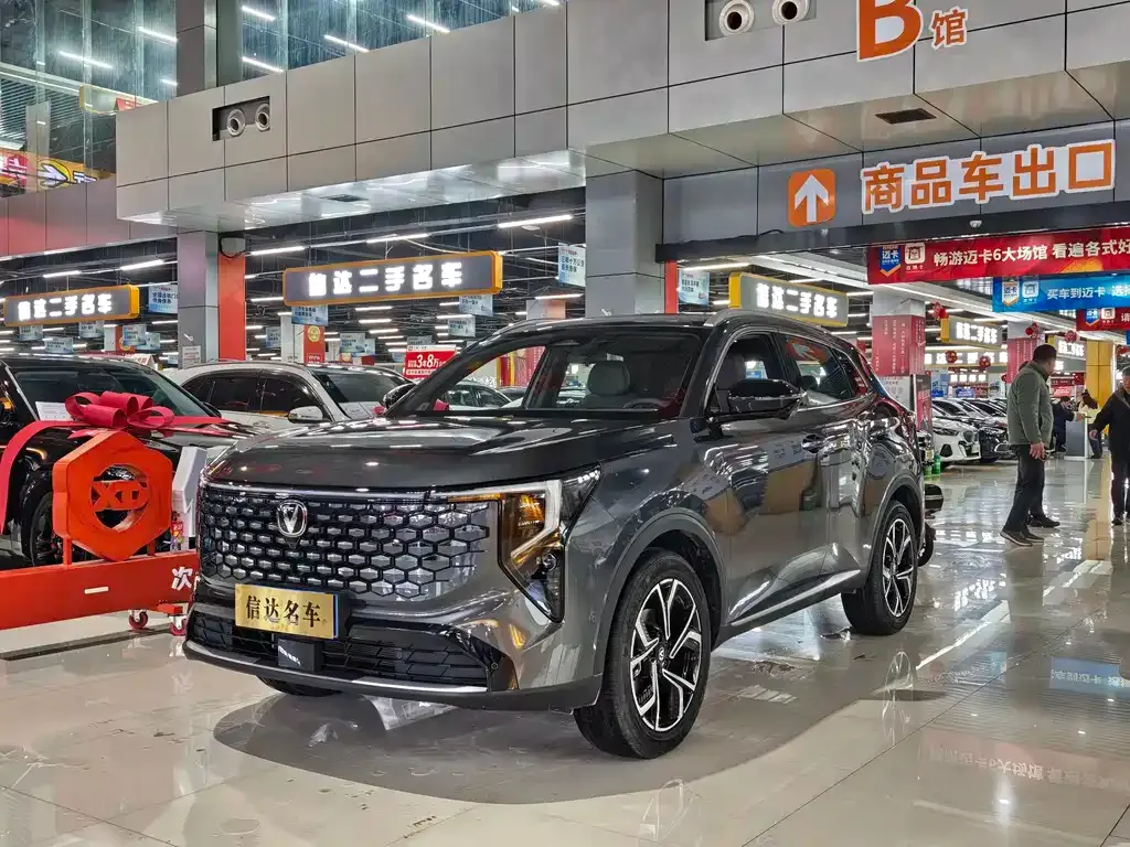 Changan CS55PLUS — фото 1