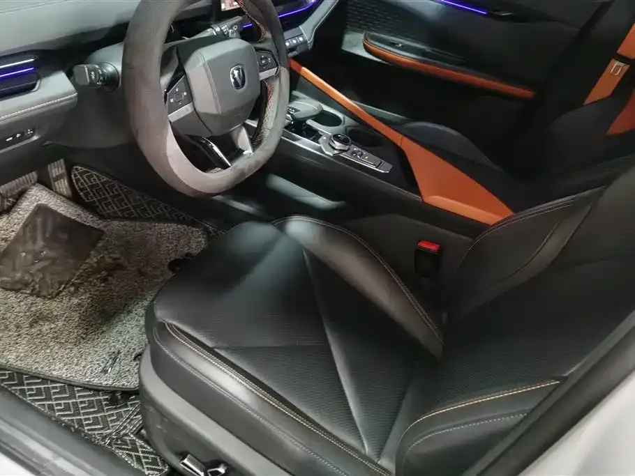 Changan UNI-V 2023 из CN, фото 5