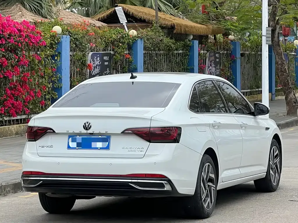 Volkswagen Sagitar 2023 из CN, фото 3