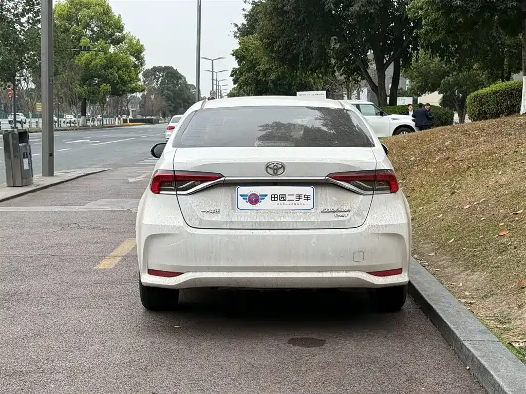 Toyota Corolla 2022 из CN, фото 10
