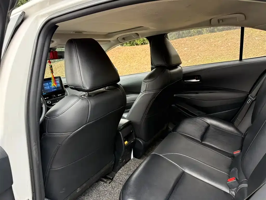 Toyota Corolla 2022 из CN, фото 2