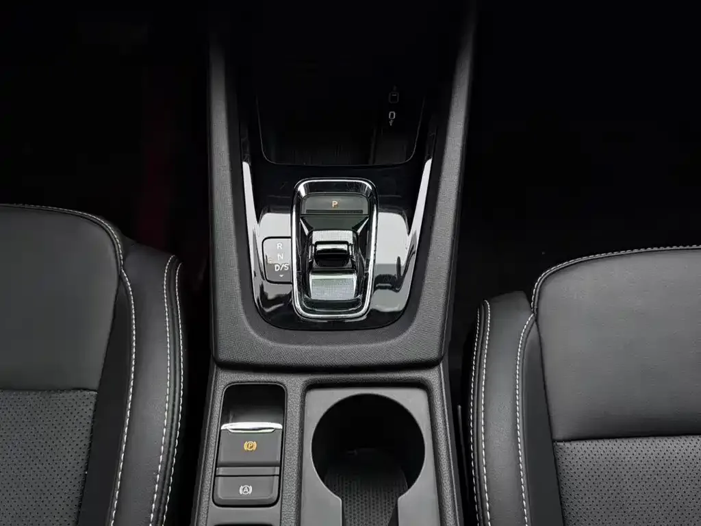 Skoda Octavia 2023 из CN, фото 4
