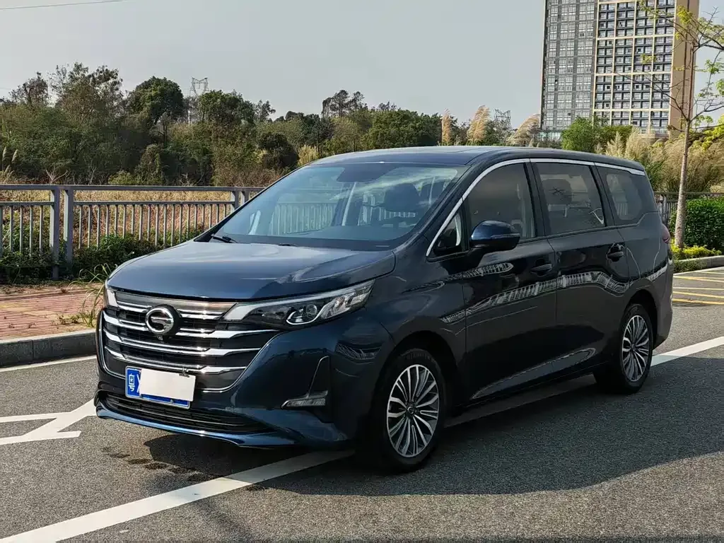 GAC Motor Trumpchi M6 — фото 9