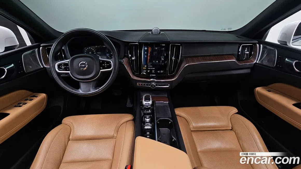 Volvo XC60 2021 из KR, фото 10