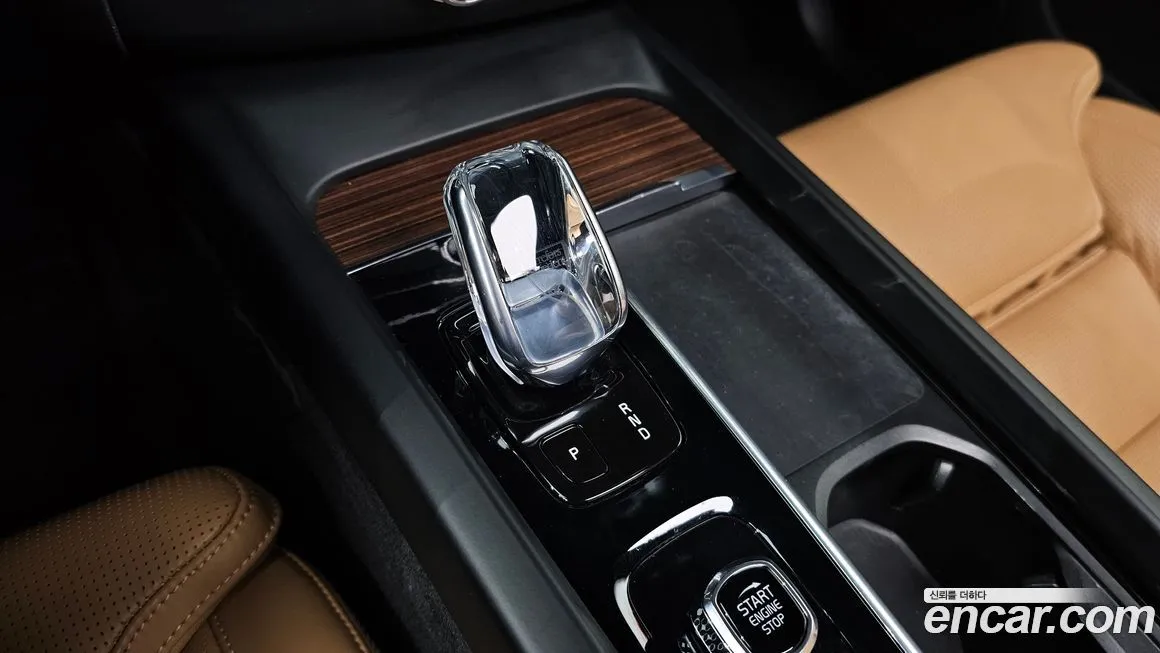 Volvo XC60 2021 из KR, фото 7