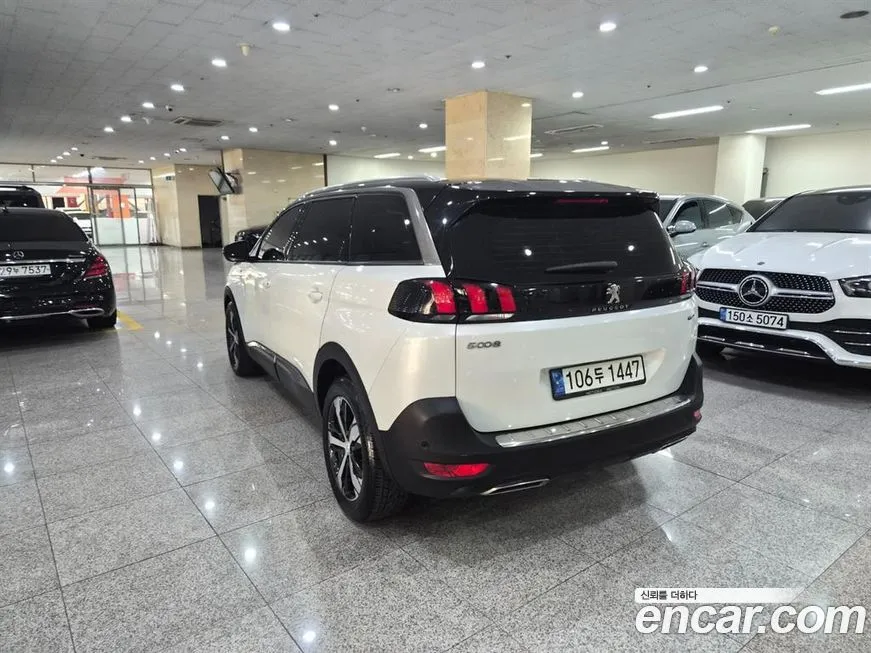 Peugeot 5008 2021 из KR, фото 10