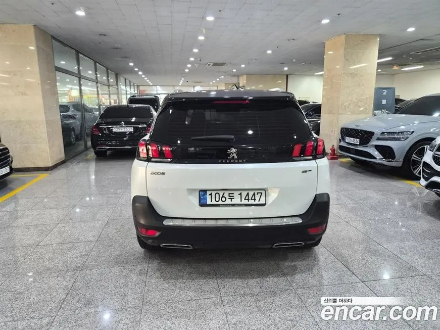 Peugeot 5008 2021 из KR, фото 5