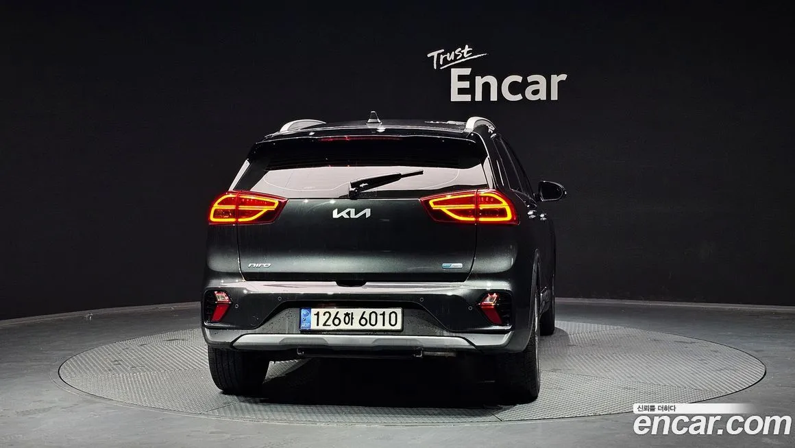 Kia Niro — фото 6