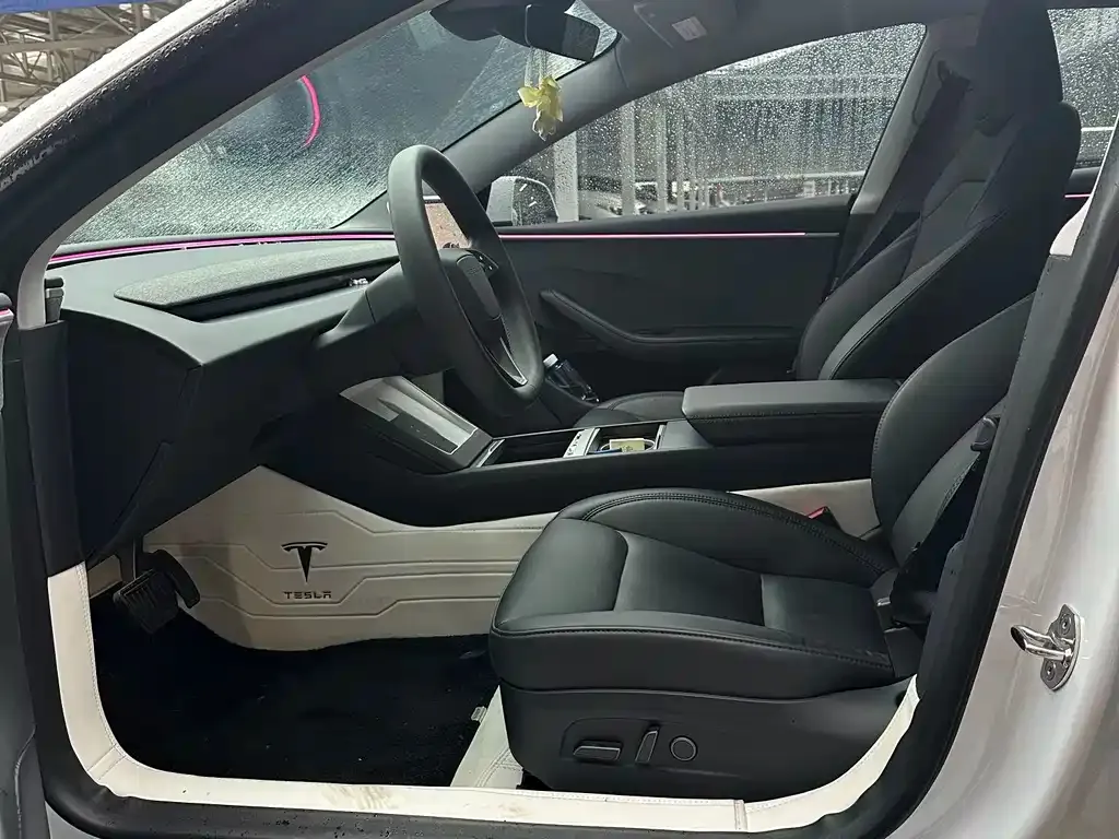 Tesla Model 3 2025 из CN, фото 7