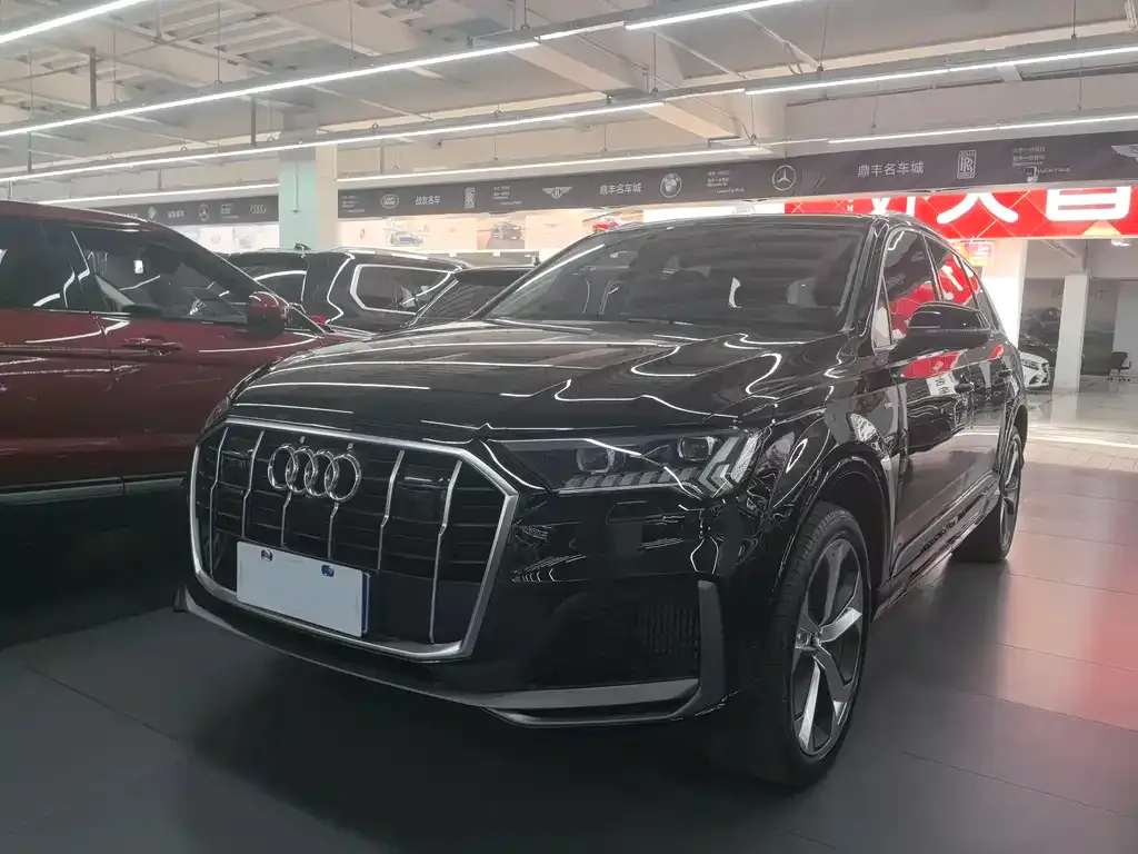 Audi Q7 2021 из CN, фото 1