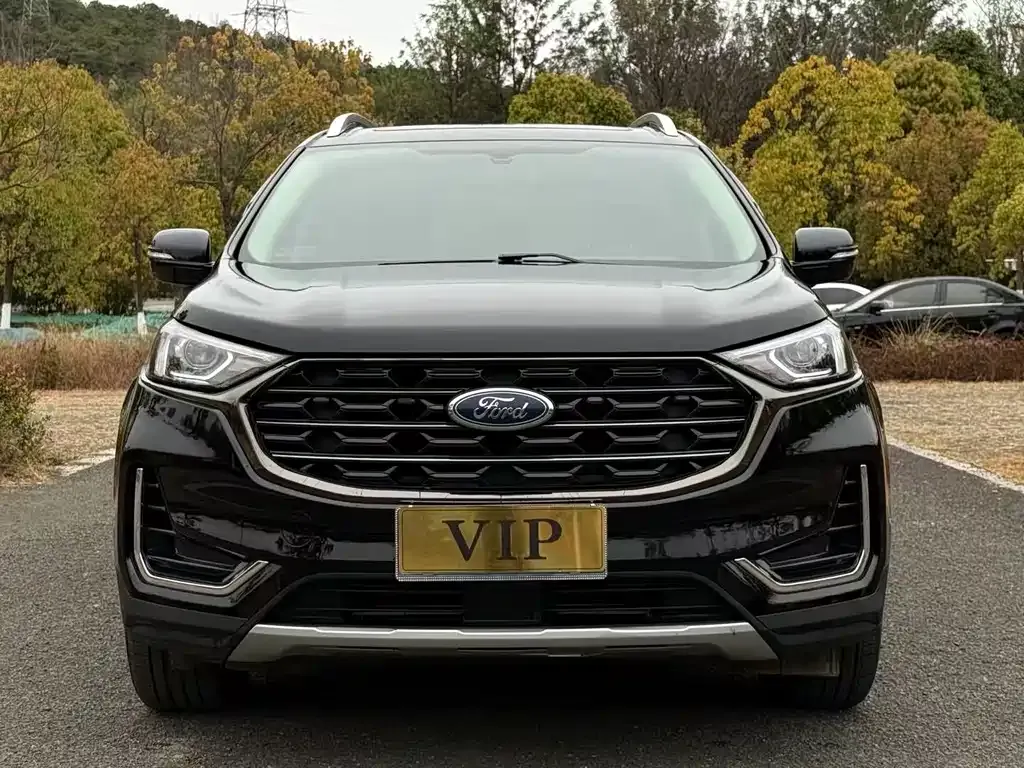 Ford Edge — фото 7