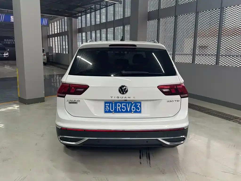 Volkswagen Tiguan L — фото 3