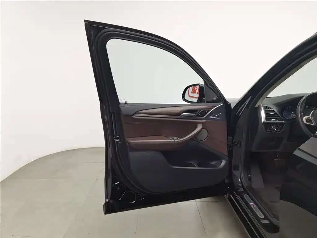BMW X3 2021 из CN, фото 2