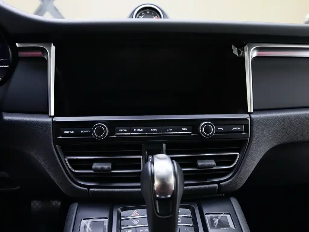Porsche Macan 2026 из CN, фото 2