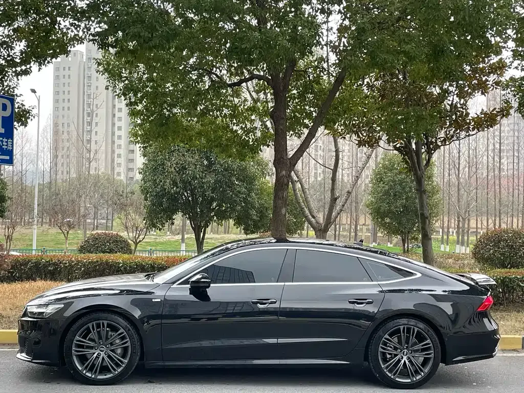 Audi A7 — фото 8
