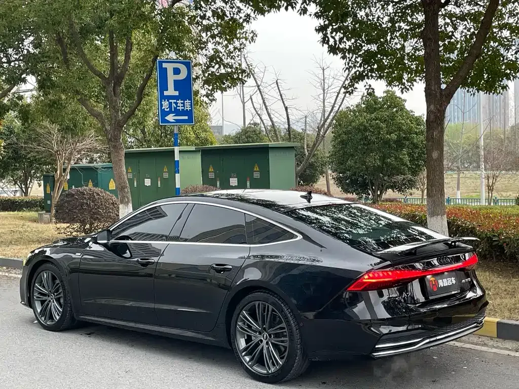 Audi A7 — фото 6