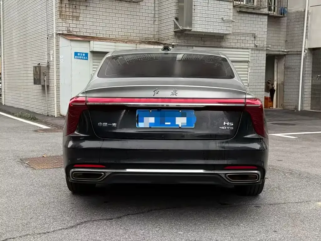 Hongqi H5 — фото 6