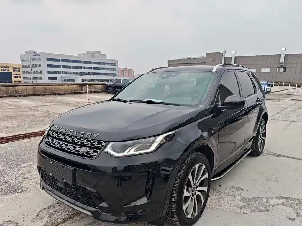 Land Rover Discovery Sport — фото 1