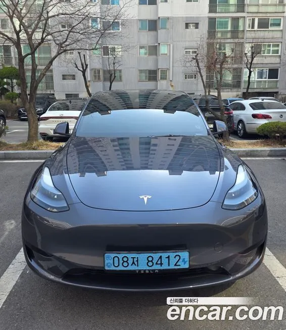 Tesla Model Y — фото 6