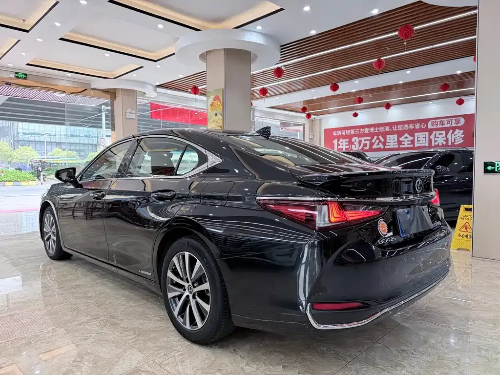 Lexus ES 2021 из CN, фото 4