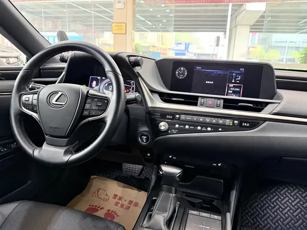 Lexus ES 2021 из CN, фото 10