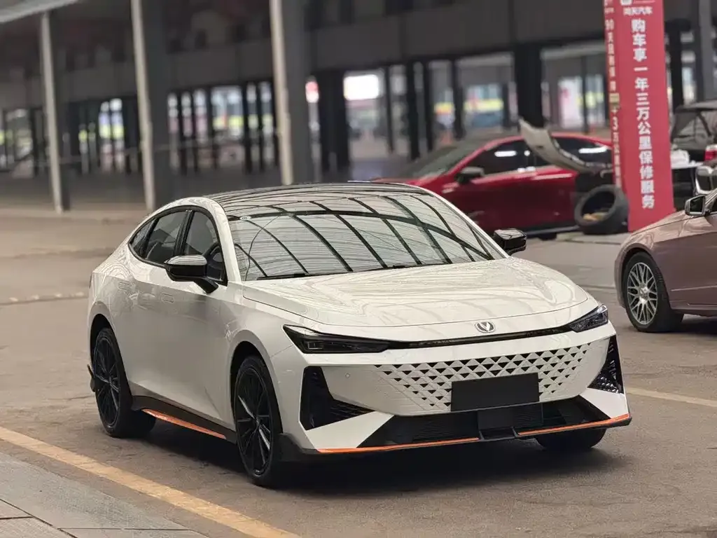 Changan UNI-V 2026 из CN, фото 8